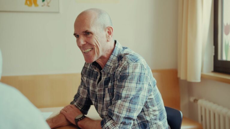 Therapeutische Berufe und Psychologie – Karriere bei den Vorarlberger Landeskrankenhäusern Therapeutische Berufe und Psychologie – Karriere bei den Vorarlberger Landeskrankenhäusern