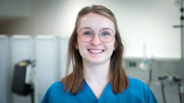 DGKP Jennifer Ermandraut – Karriere bei den Vorarlberger Landeskrankenhäusern