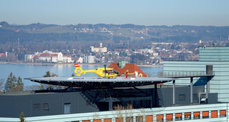 Landeskrankenhaus Bregenz – Karriere bei den Vorarlberger Landeskrankenhäusern Landeskrankenhaus Bregenz – Karriere bei den Vorarlberger Landeskrankenhäusern