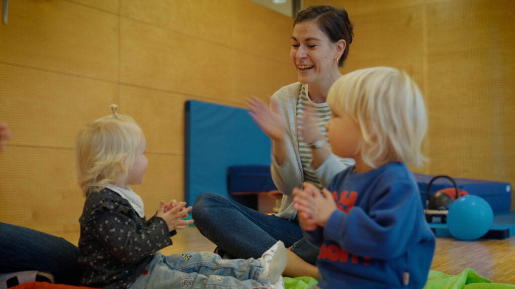 Kinder- und Schülerbetreuung – Karriere bei den Vorarlberger Landeskrankenhäusern Kinder- und Schülerbetreuung – Karriere bei den Vorarlberger Landeskrankenhäusern