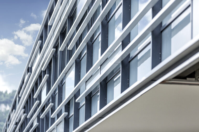 Vlbg. Krankenhaus-Betriebsgesellschaft – Karriere bei den Vorarlberger Landeskrankenhäusern Vlbg. Krankenhaus-Betriebsgesellschaft – Karriere bei den Vorarlberger Landeskrankenhäusern