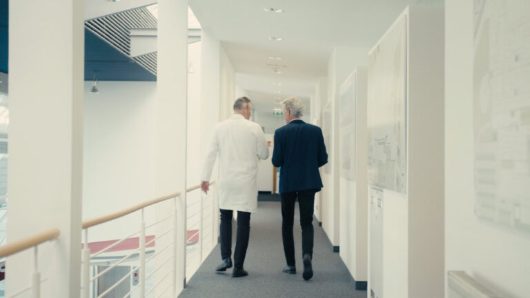 Vlbg. Krankenhaus-Betriebsgesellschaft – Karriere bei den Vorarlberger Landeskrankenhäusern Vlbg. Krankenhaus-Betriebsgesellschaft – Karriere bei den Vorarlberger Landeskrankenhäusern
