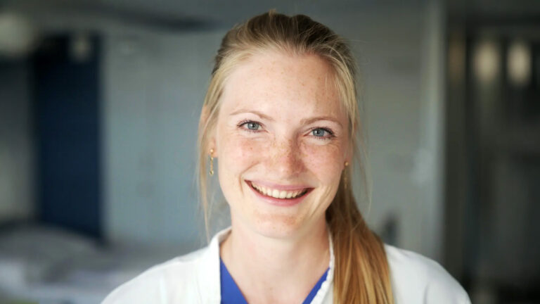 Dr. Carolin Dosser, Turnusärzt:in – Karriere bei den Vorarlberger Landeskrankenhäusern