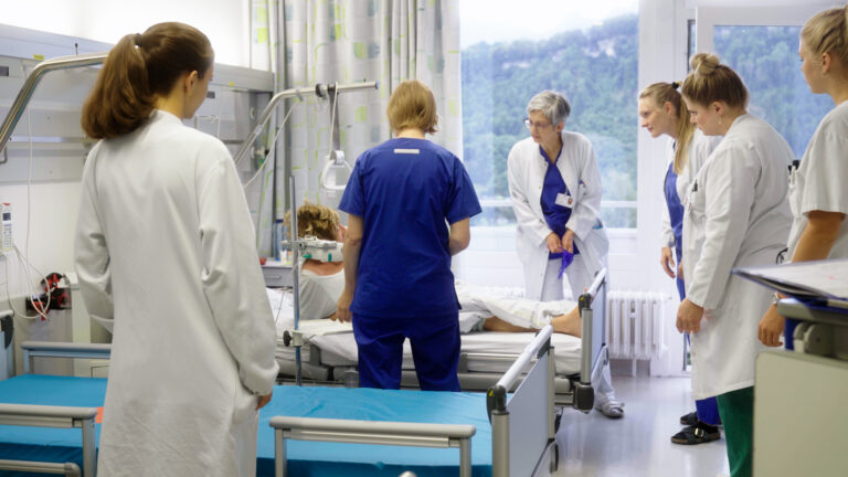 Turnusärzt:innen – Karriere bei den Vorarlberger Landeskrankenhäusern